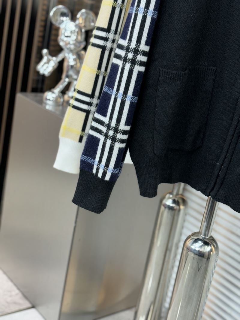 Burberry Sweaters